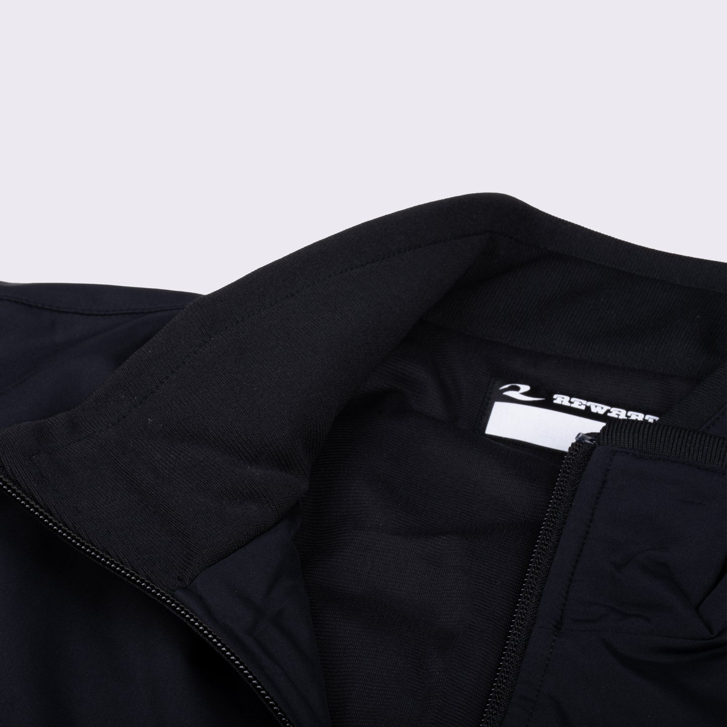 デイリーダイナミックグランドコート グラフィックロゴ