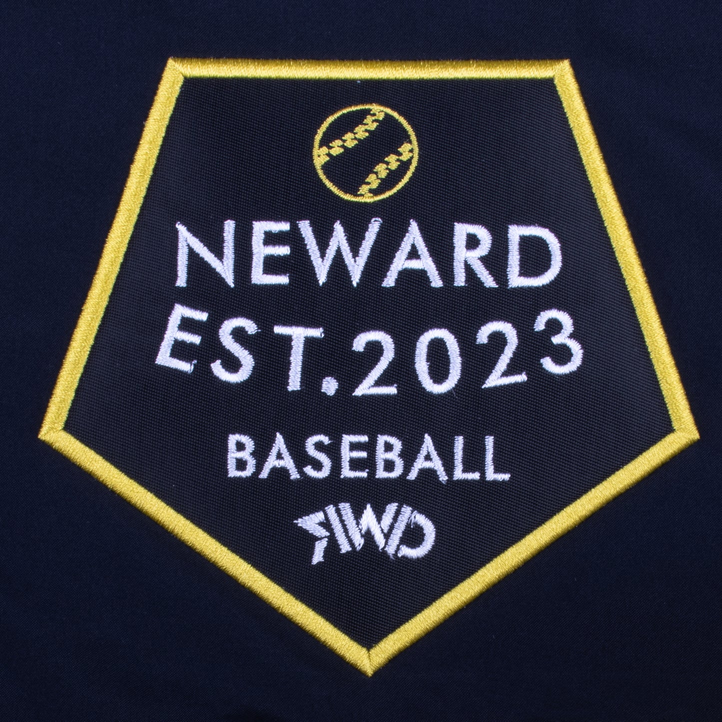 デイリーダイナミックグランドコート グラフィックロゴ