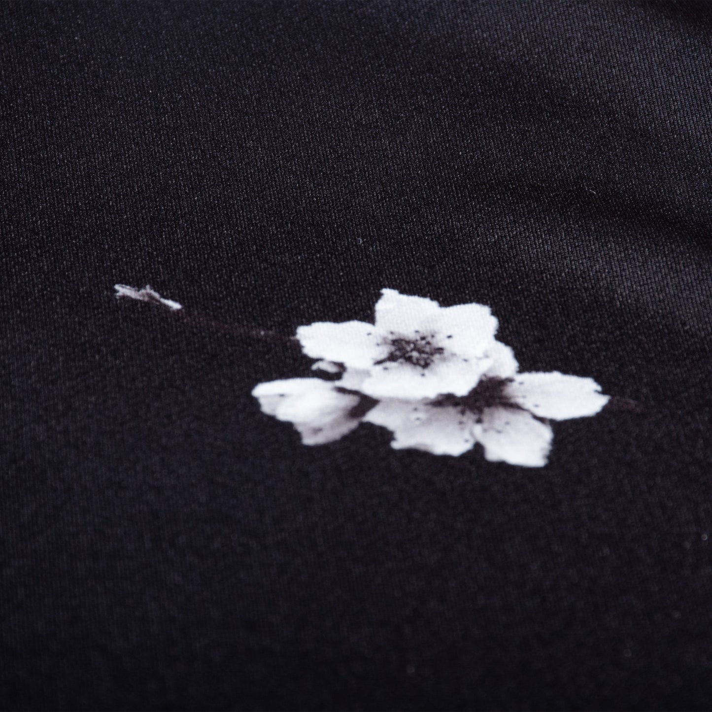 【受注生産 受注期間外】NEWARD Limited Edition - "BONSAI & SAKURA" Graphic Tee