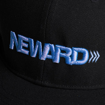 NEWARD シンプルロゴ フラットキャップ